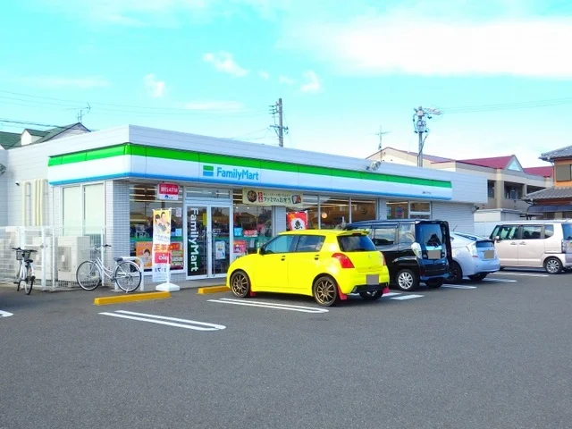 ファミリーマート長島インター店まで500m