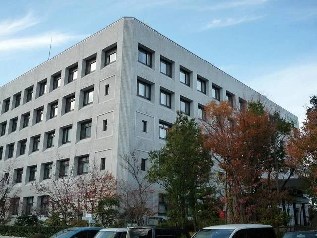 上越市役所まで1900m