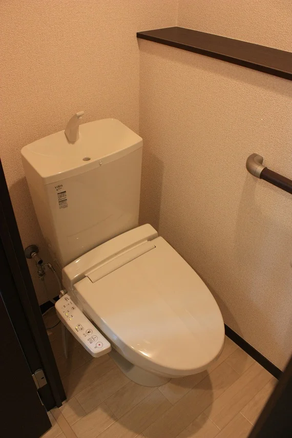 温水洗浄便座付