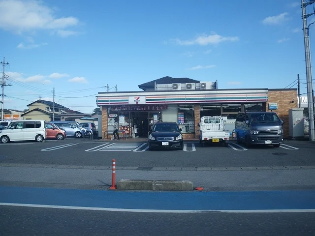 セブンイレブン宝木本町店まで180m