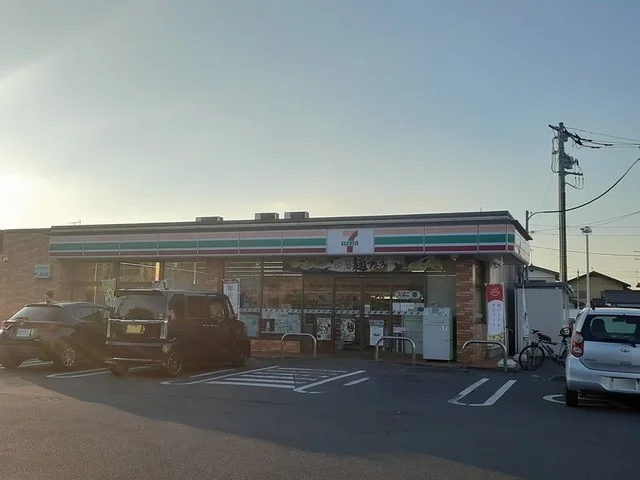 セブンイレブン　養護学校前まで600m