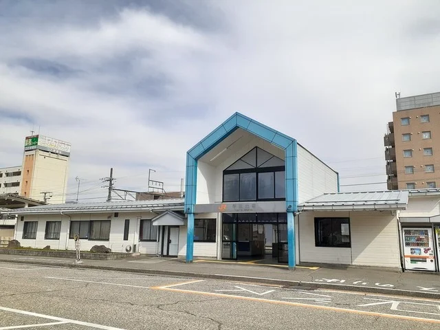 伊那北駅まで1100m