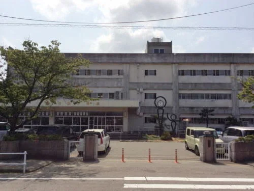 明新小学校まで800m
