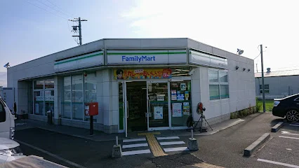 ファミリーマート 橿原下八釣店まで700m