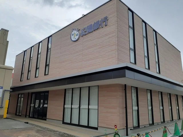 紀陽銀行松江支店様まで400m