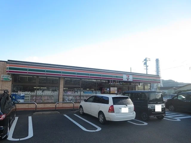 セブンイレブン柳井駅前店まで750m