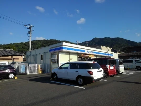 ローソンまで57m