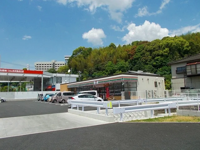 セブンイレブン崇城大学前店まで350m