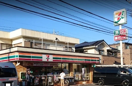 セブンイレブン 入間鍵山店まで1100m