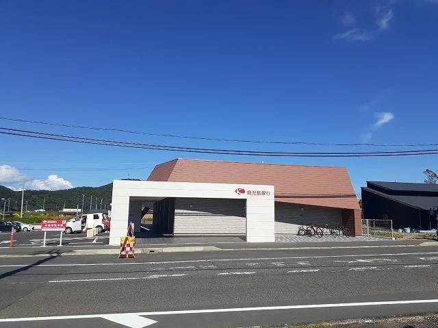 鹿児島銀行指宿支店まで1800m