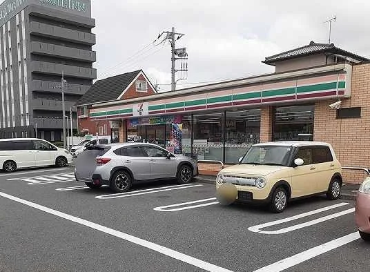 セブンイレブン清見台３丁目店まで500m