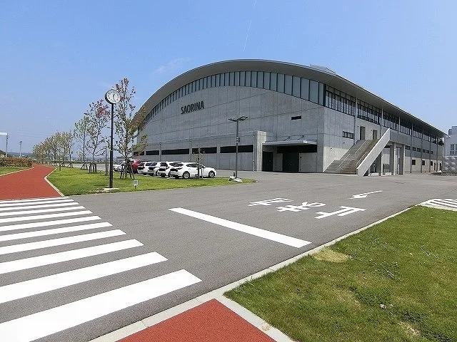 サオリーナまで1400m