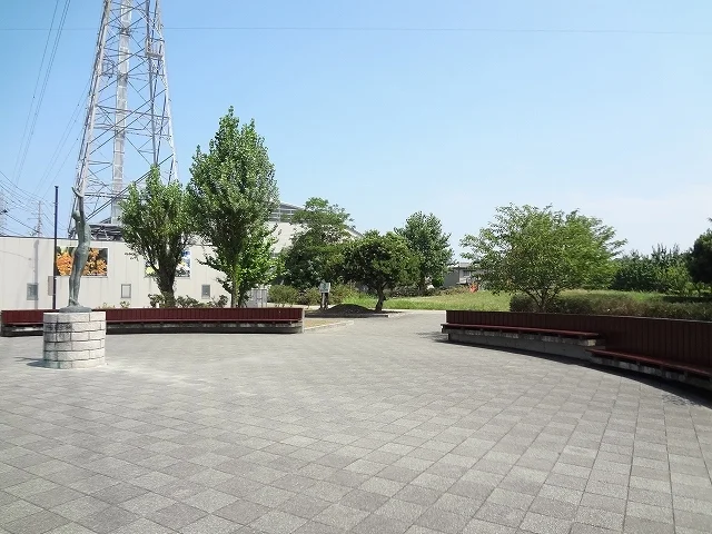 大西公園まで1000m