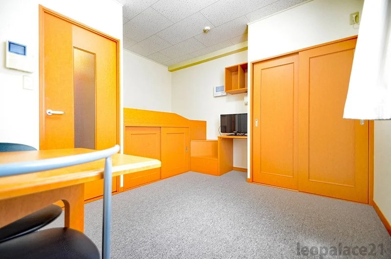 同シリーズの類似となります。現況を優先致します。