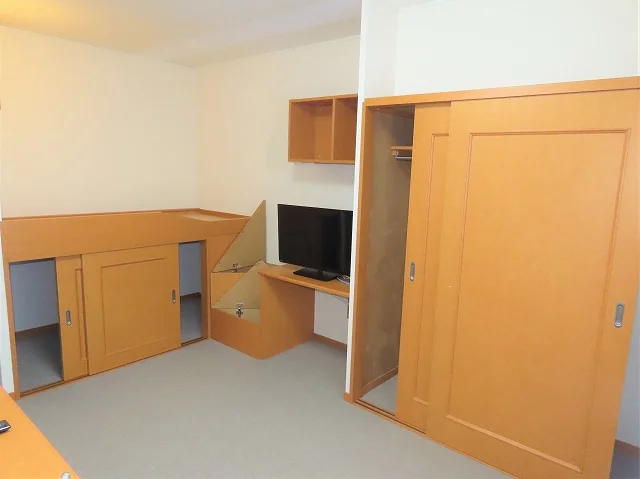 クローゼット、ベッド下収納あり