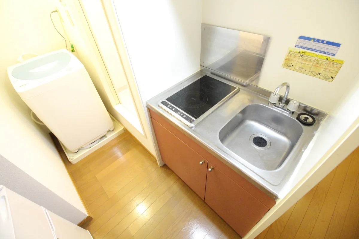 ２口の電気コンロ付きキッチン♪