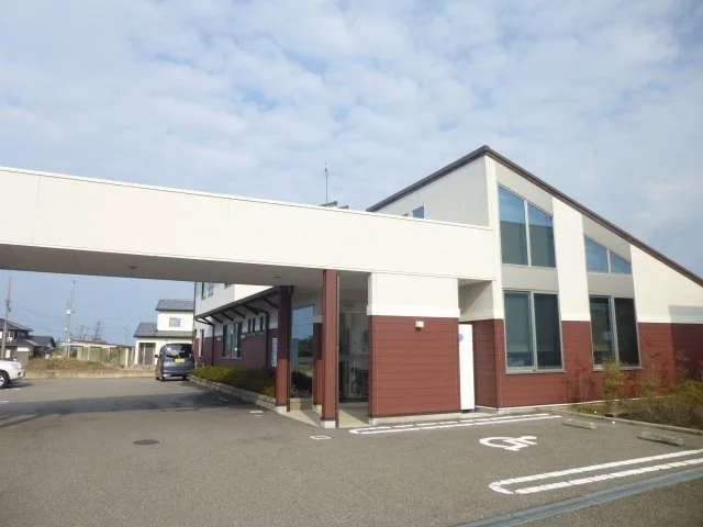 おきの内科医院まで1900m