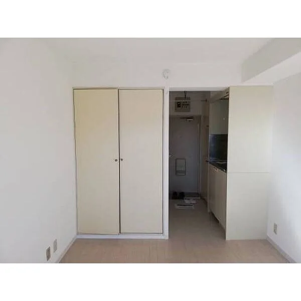 家具設置前のお部屋の画像になります