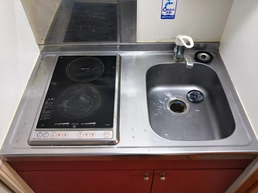 2口ラジエントヒーター付き。部屋により設備が異なる場合あり。