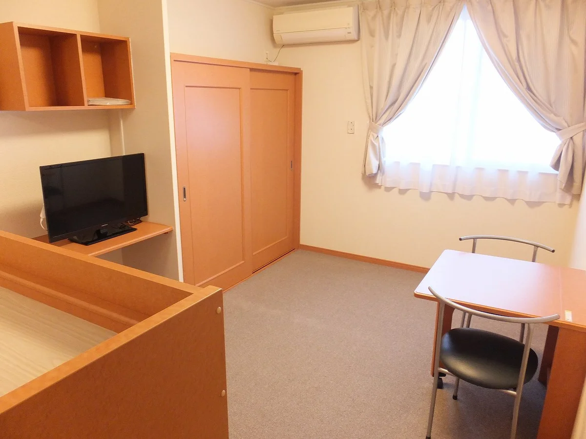 家具家電が備え付けのお部屋です