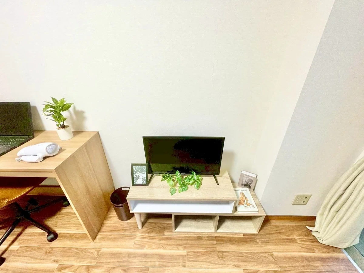 ※撮影用の観察植物・食器調理器具・雑貨類等はございません。※写真は現況優先