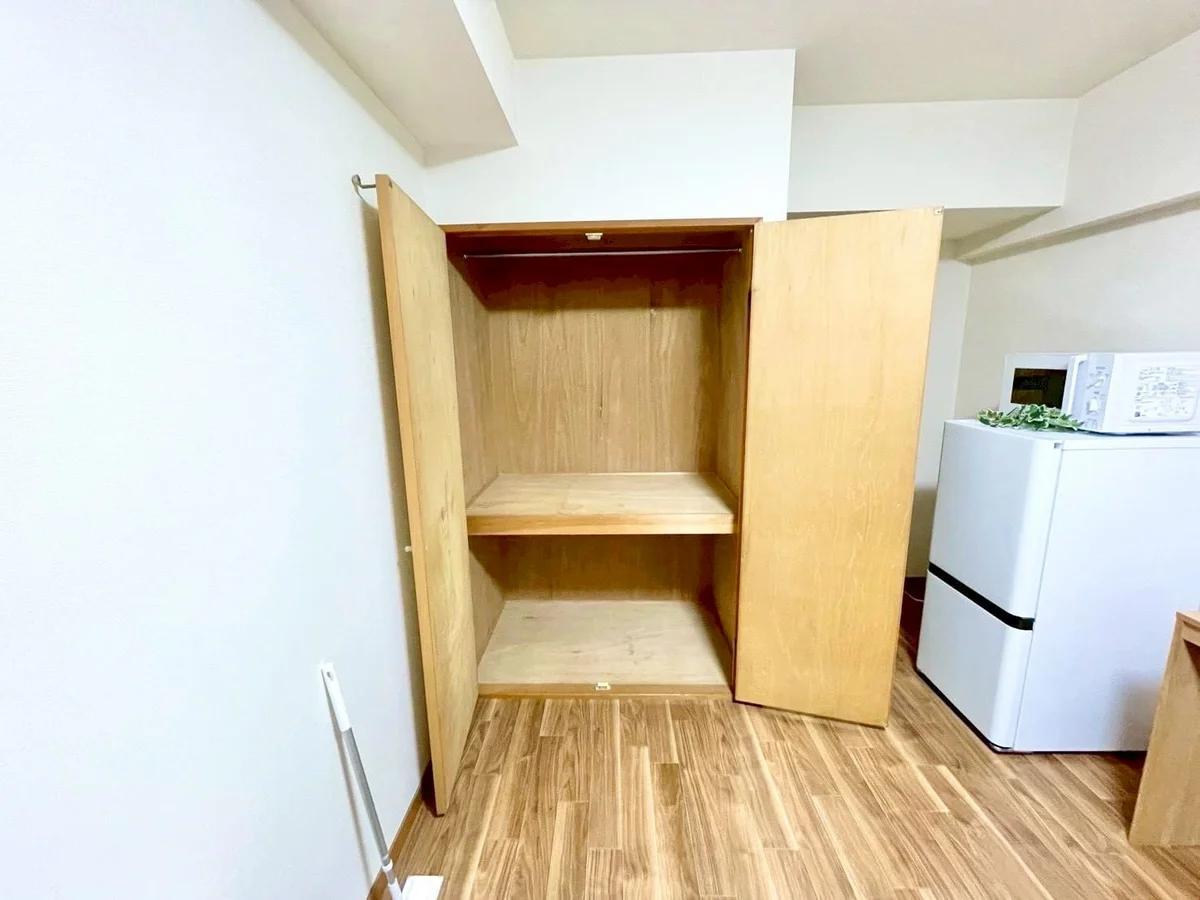 ※撮影用の観察植物・食器調理器具・雑貨類等はございません。※写真は現況優先