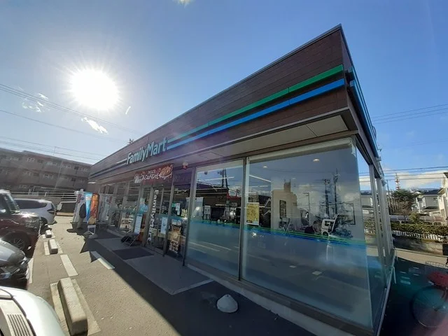 ファミリーマート仙台国見ケ丘店まで499m