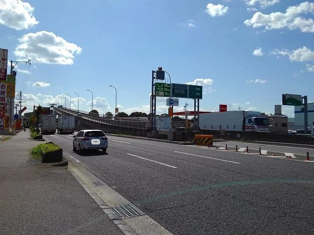 名古屋高速道路11号小牧北まで800m