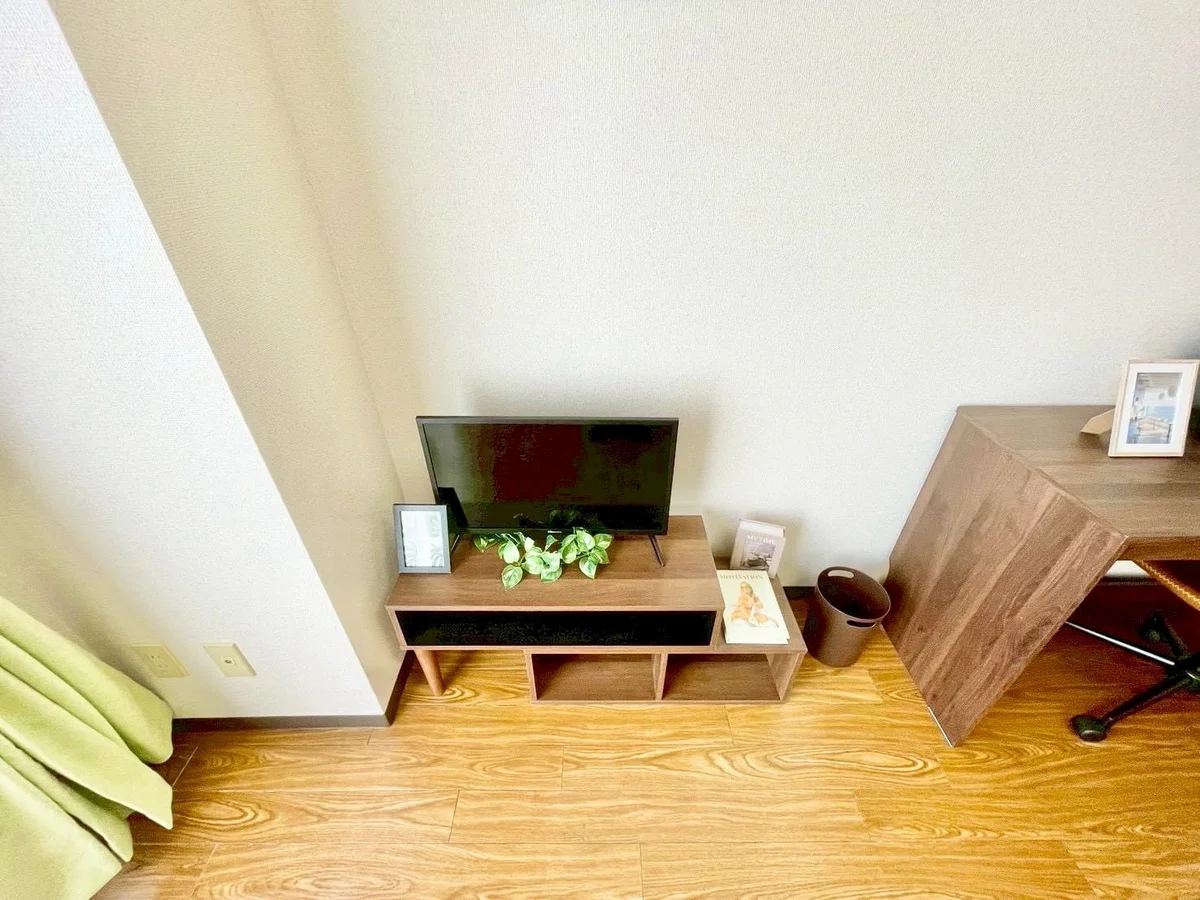 ※撮影用の観察植物・食器調理器具・雑貨類等はございません。※写真は現況優先