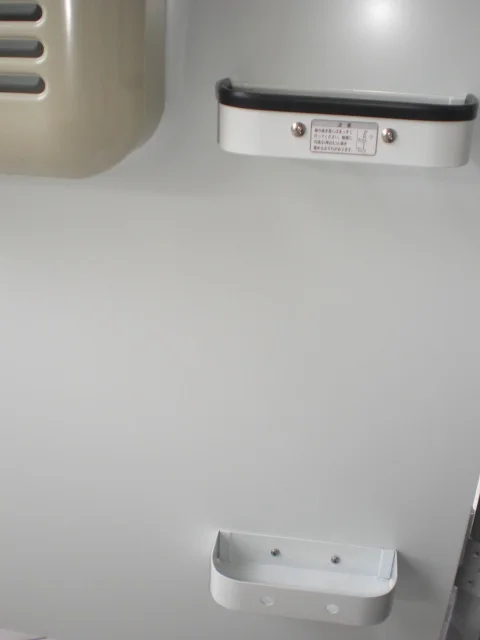 玄関扉　傘立て