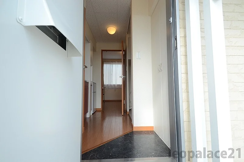 実際のお部屋と異なる場合がございます。