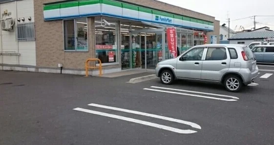 ファミマ八戸第二魚市場店まで640m