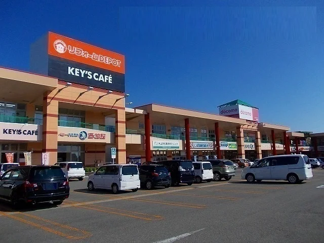 フレスポ 御所野まで400m