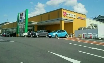 ウオロク上新栄町店まで1800m
