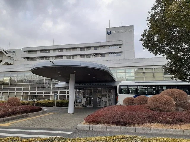 牛久愛和総合病院まで1100m