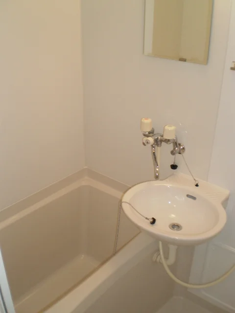 バス・トイレ別