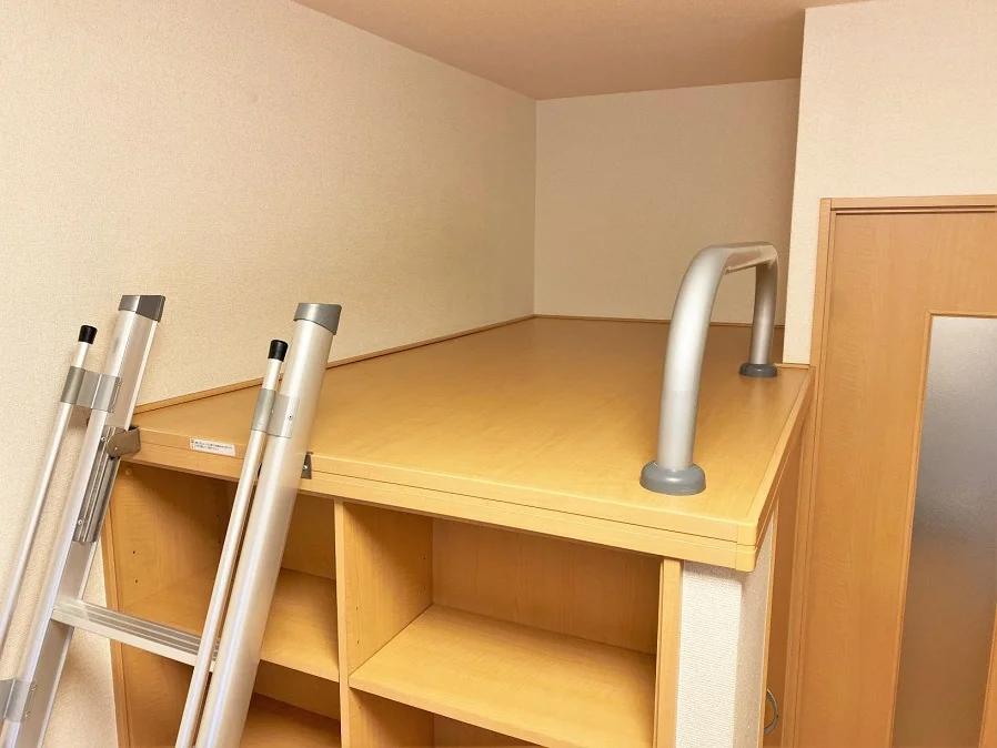 居室内備え付けベッド