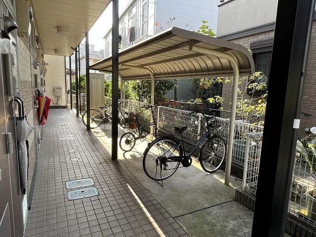 駐輪場　原付＆自転車のみ駐輪可能