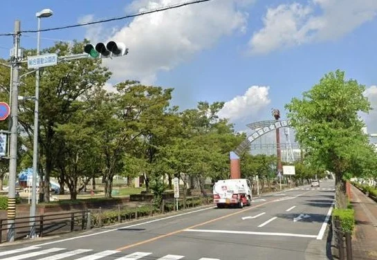 安城市総合公園まで2000m