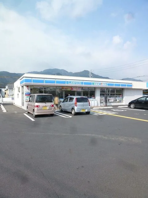 ローソンまで200m