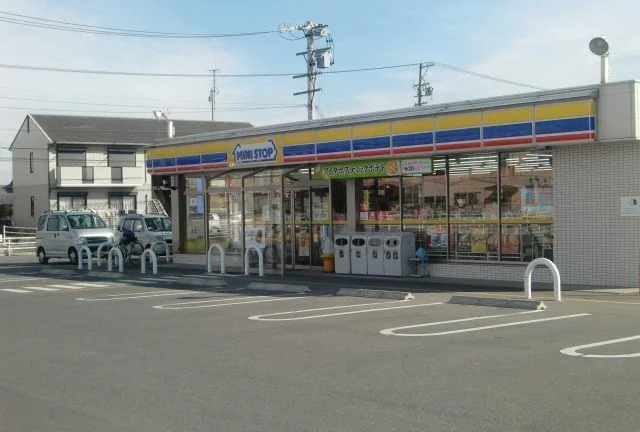 ミニストップ鈴鹿野町店まで650m