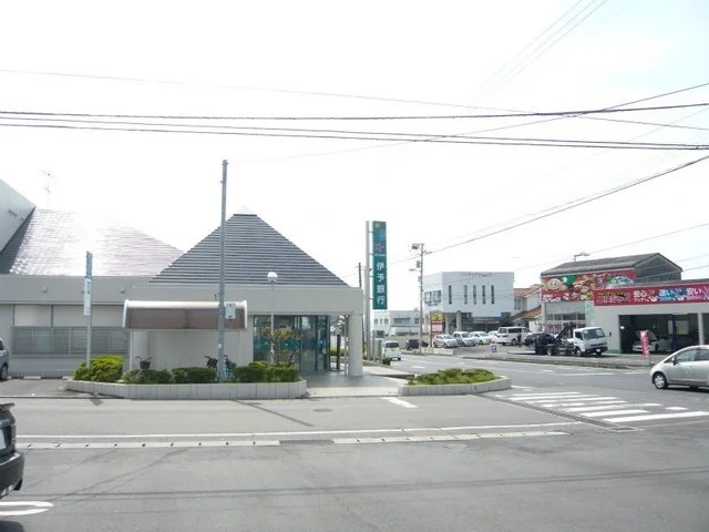 伊予銀行船木支店様まで1200m