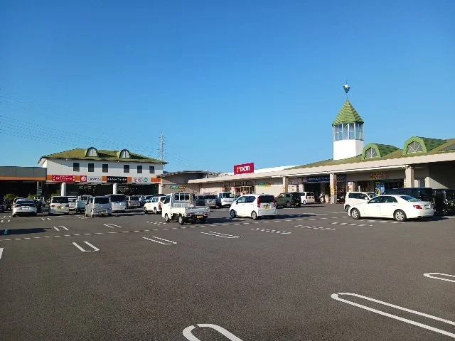 ＤＣＭ新居浜店まで650m