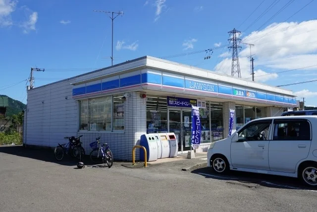 ローソン阿南長生店さんまで180m