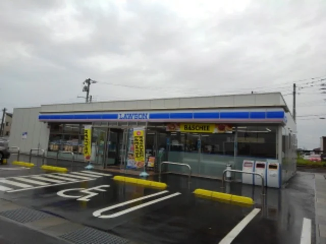 ローソン白根上塩俵店まで450m