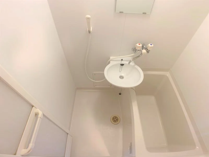 設備・使用は号室により異なる為、現況を優先致します。