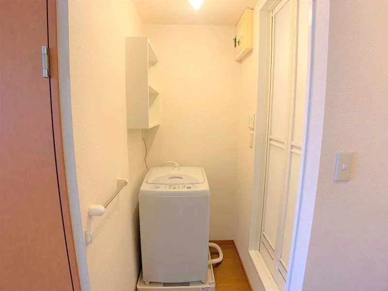 (1F)設備・仕様は号室により異なる為、現況を優先致します。