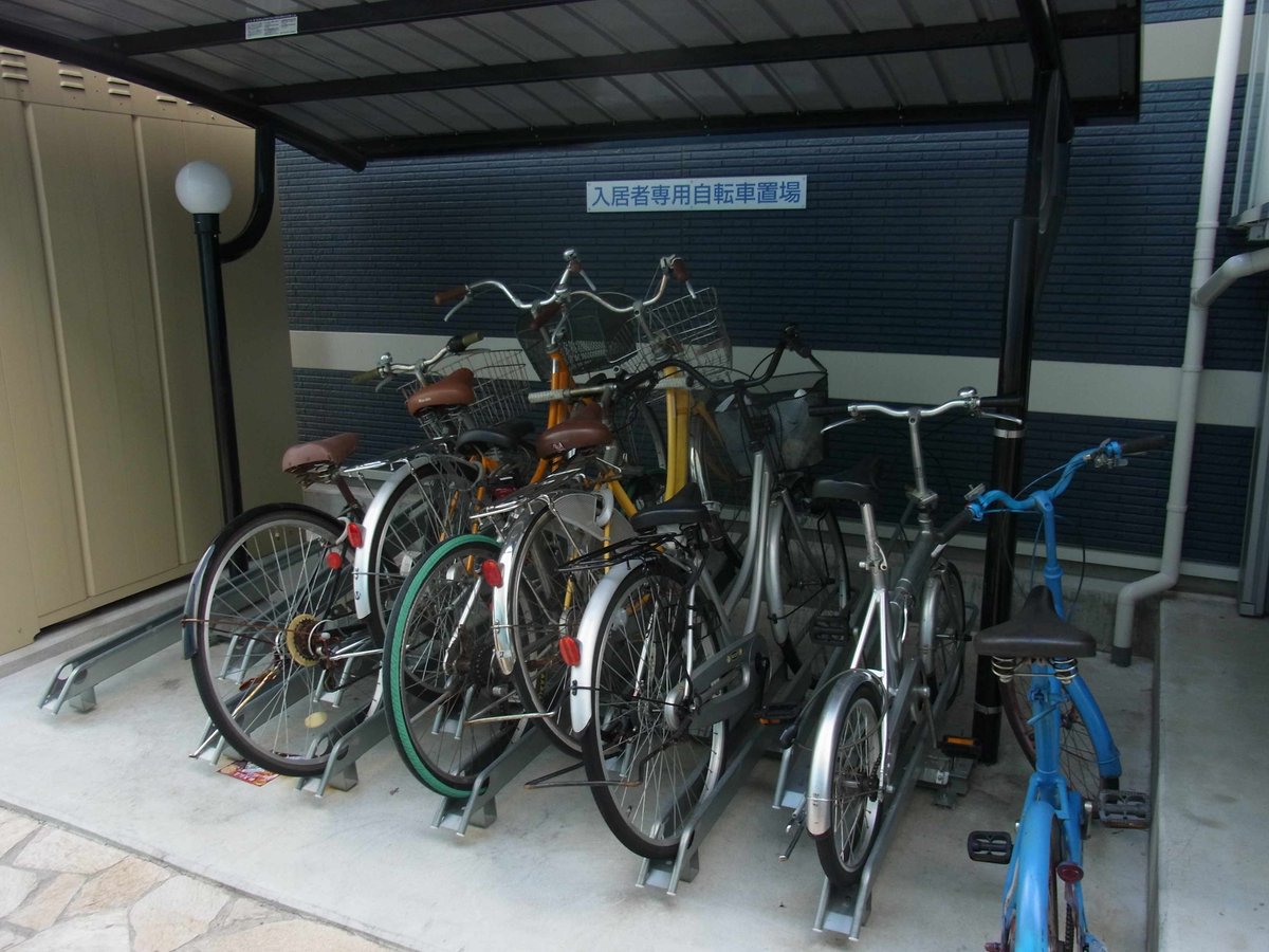 駐輪場　原付＆自転車のみ駐輪可能