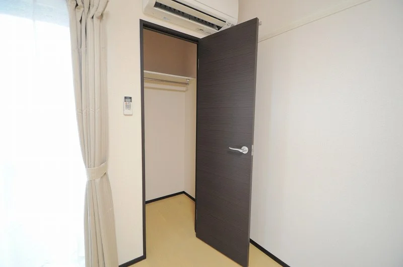 ウォークイン型クローゼット