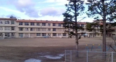 福島市立渡利小学校まで1990m